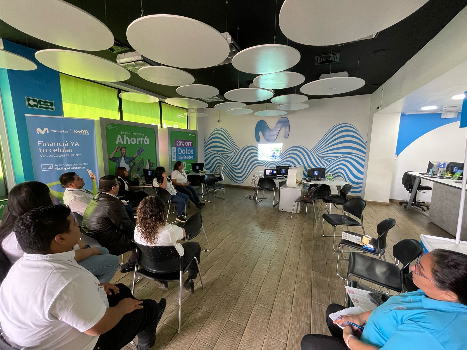 Descripción de la imagen 1